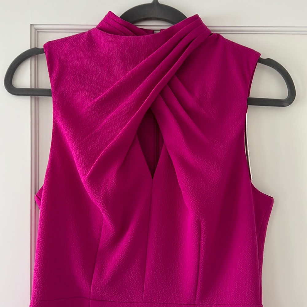 Trina Turk pink dress size 4 never worn